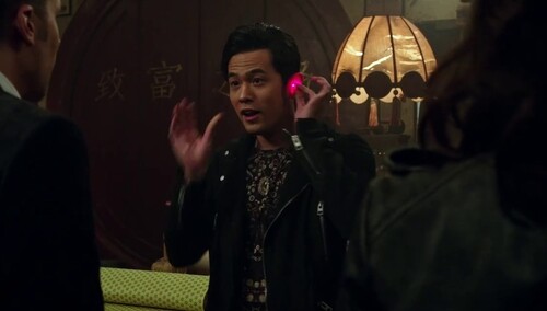 《惊天魔盗团2》片段：杰伦卖萌魔术调戏魔盗团