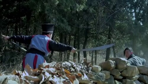 《笨贼别跑》预告片 告诉我爹搞笑版