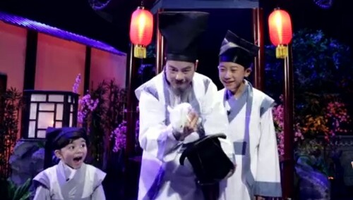中华文明之美20160706期：师父徒手摘“月” 阿毛喜得月兔