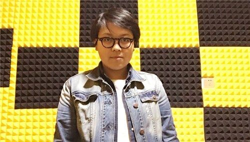 “好妹妹”忠实粉丝献唱致敬偶像 国伦老师“调侃”马頔