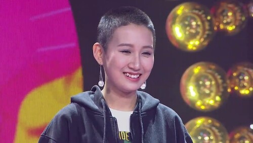 长沙10强：穿着大胆引发评委诸多疑问 舞台表现得很“放”得开