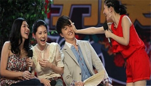 快乐大本营20110430期：秋瓷炫谢娜演技大比拼上演新版“诱惑”