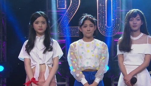 高颜值文艺三姐妹坚强对抗 温情流露强东玥危险中成功守位