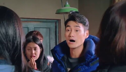 袁弘cut：重新认识袁弘 全程手把手带学弟学妹暖哭围观群众