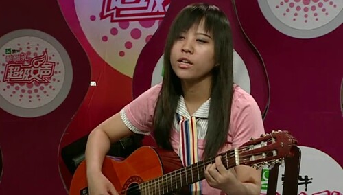 2005超级声女杭州唱区海选第四场：性感磁性女中音迷离眼神弹唱