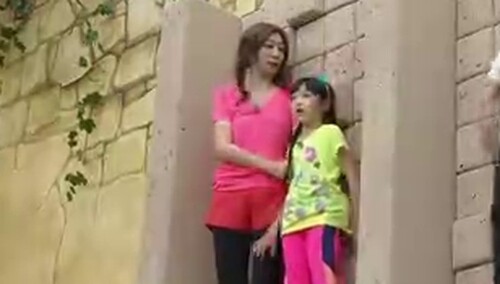 黄嘉千嫌弃夏天是累赘？poppy：妈妈下去吧！