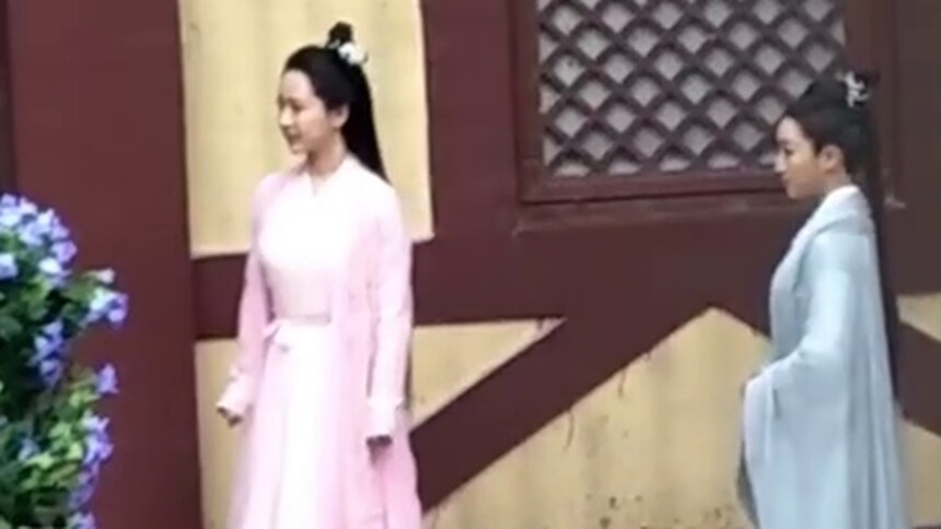 【影视情报员】《白蛇传说》杨紫片场路透 粉衣白夭夭新发型好美
