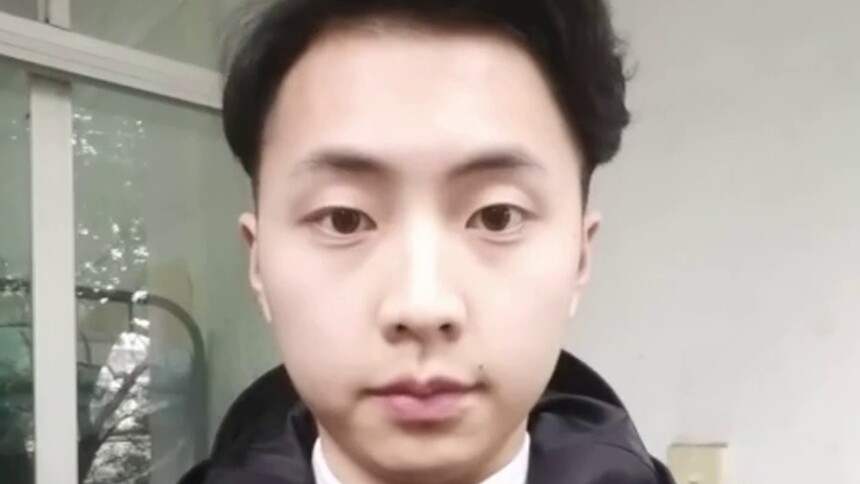 2017快乐男声报名选手张志成：演唱《全世界谁倾听你》