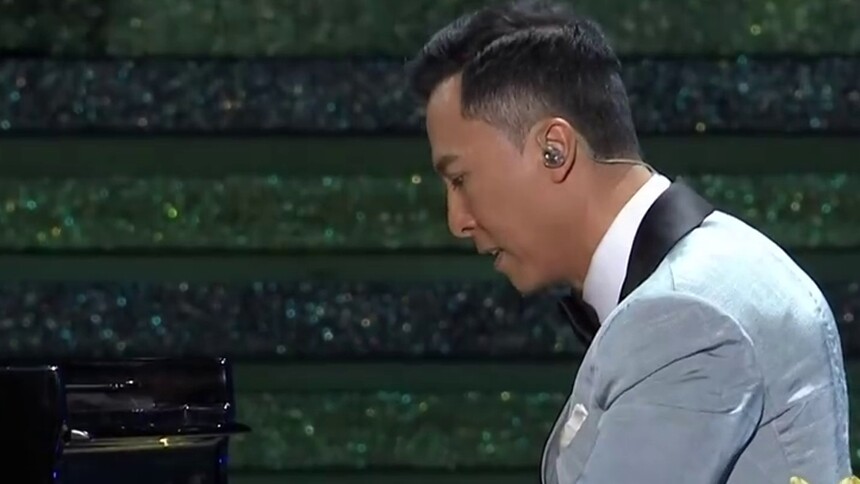 气势如虹！甄子丹郎朗合奏钢琴曲《黄河》