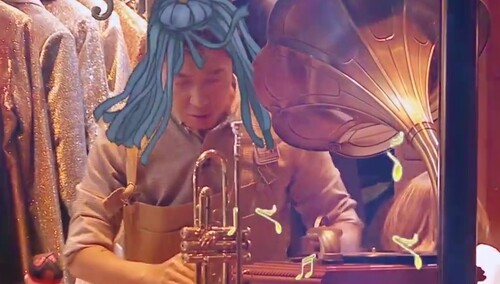 厉害了！福尔摩撒发现重要物证 搜完证顺手打了个黑胶碟