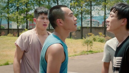 《我们的青春期》第21集看点：高兴给豹子助威反被打