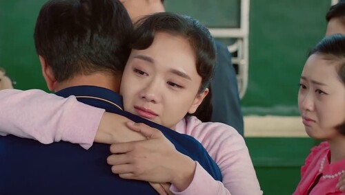 《我们的青春期》第40集看点：离别在即 高小敏含泪与家人告别
