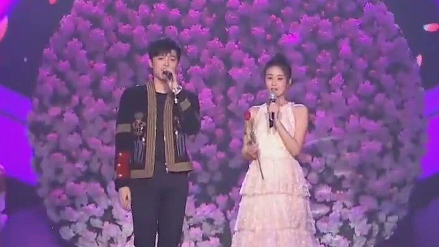 付辛博、颖儿《让月亮告诉你》