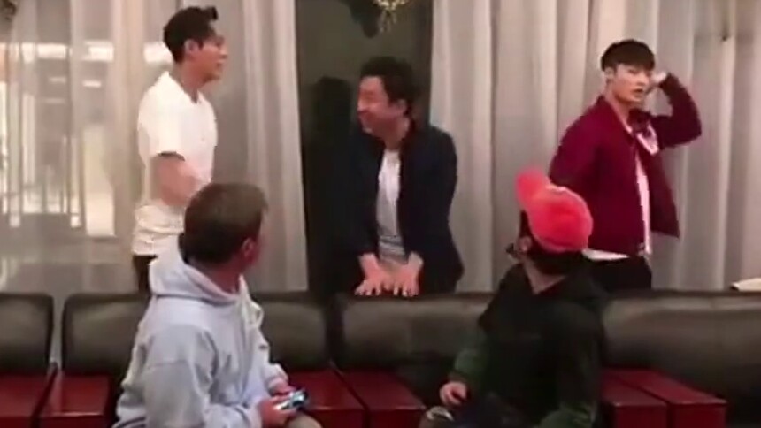 陈伟霆ins更新，黄渤陈伟霆张艺兴后台跳舞花絮，渤哥疯狂笑场