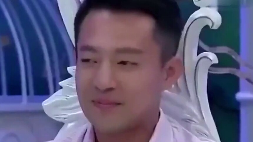 小s问汪小菲：我姐和你妈同时掉水里你救谁？汪小菲的回答厉害了