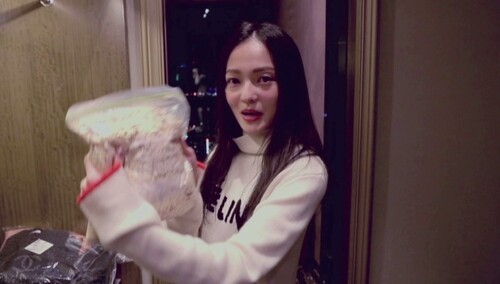 《歌手》独家彩蛋：看过来！张韶涵衣橱大公开