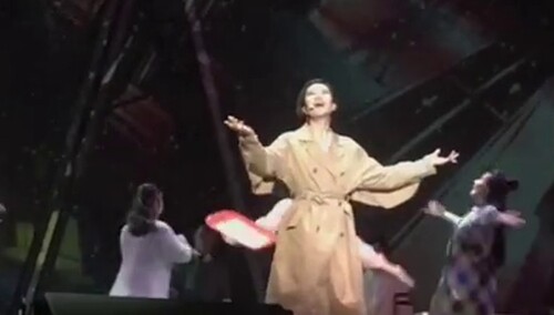 郁可唯《阿尔兹记忆的爱情》，唱功好棒，音乐剧也毫不输