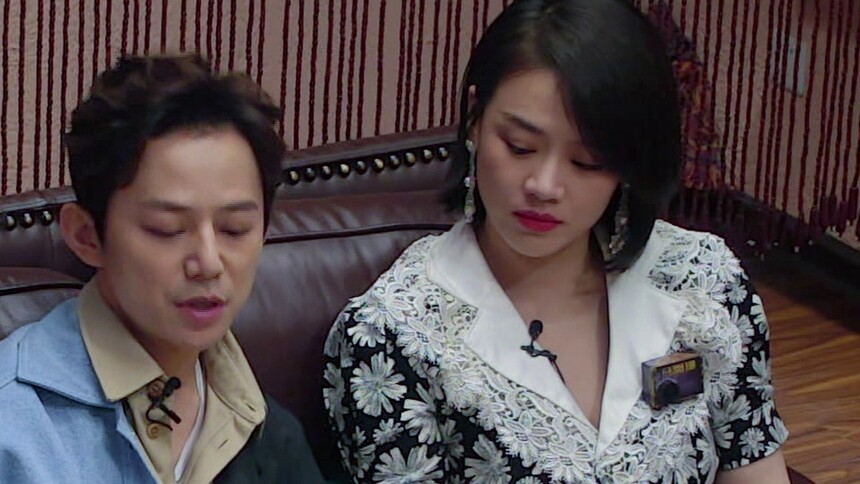 何炅为邓伦吴磊兄弟情感动哭了，结果大张伟一开口全场爆笑