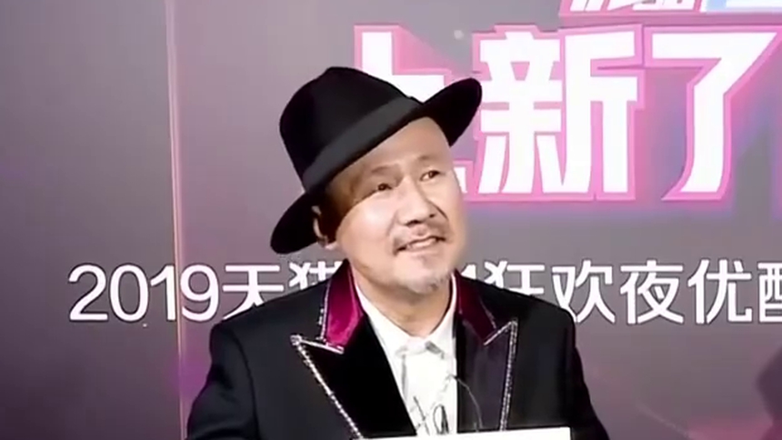 腾格尔翻唱《恋爱循环》