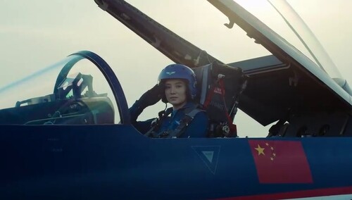 吕潇然完成任务顺利返航