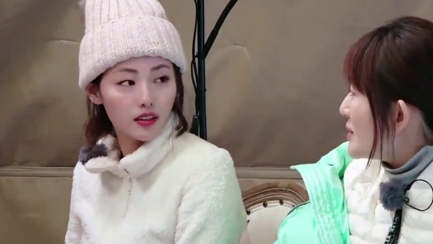 张嘉倪透露买超真实背景！买超王思聪真的是好友