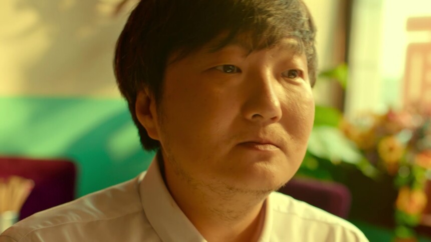 《灰猴》“坛”笑风生预告 妙趣展现荒诞喜剧下的众生百相