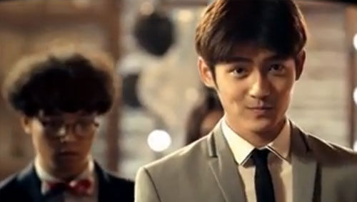 《一年级·大学季》精彩花絮：石头佟梦实自曝感情经历