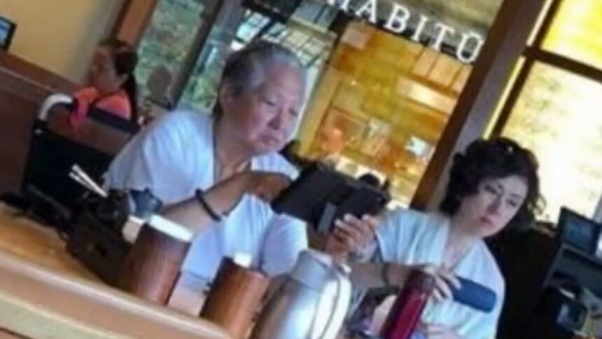 67岁洪金宝近照曝光 儿媳曝公公身体不如从前落泪