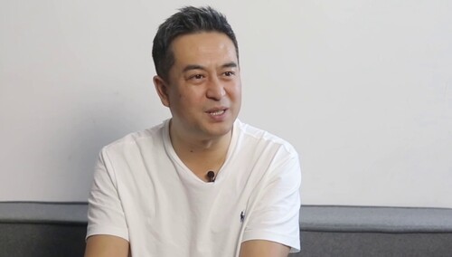《少年派》独家专访：张嘉译吐槽林大为“油腻”！生活中自己也佛系养娃？