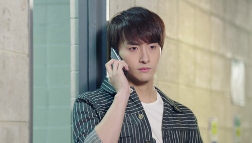 《班长“殿下”》第34集看点：苏年年被绑架 大款顾梓晨砸百万救人！