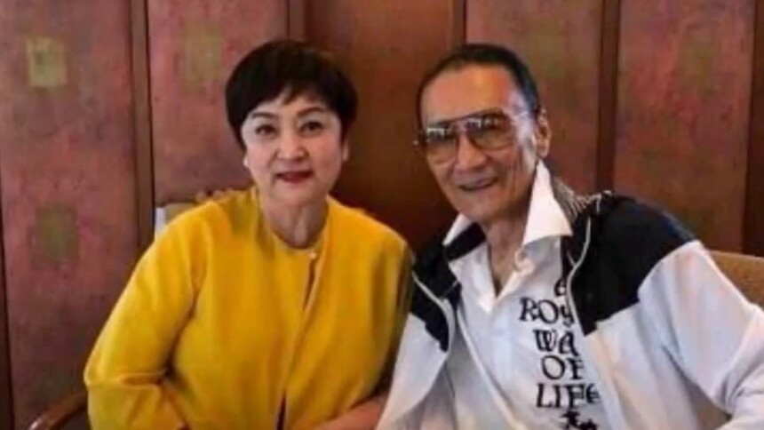谢贤与前妻甄珍45年后重逢，一句话令甄珍不知所措