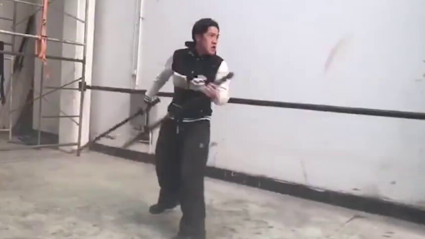 《怒海潜沙&秦岭神树》胖爷为了拍好打戏努力训练