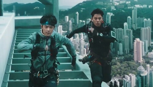 《素人特工》“王大陆肖战跑酷”片段 避雷针上跑酷挑战“恐高极限”