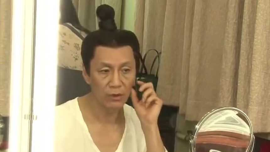 拍戏粘假胡子会过敏？！冯远征：这就是我总演某种角色的原因……