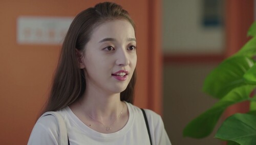 叮叮给为瑾送汤 舒怡然借机发难场面难堪