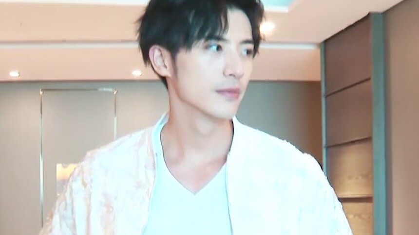 生日会后台小花絮：徐开骋表白粉丝