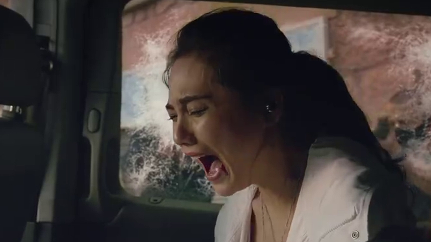 姜珮瑶冒死找出恐怖分子的基地