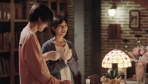 《哪里有彩虹告诉我》第12集看点：好甜！风早小喃一起做手工化妆品
