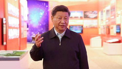 习近平在参观“伟大历程 辉煌成就——庆祝中华人民共和国成立70周年大型成就展”时强调 高举旗帜团结一致锐意进取 为夺取新时代中国特色社会主义伟大胜利不懈奋进