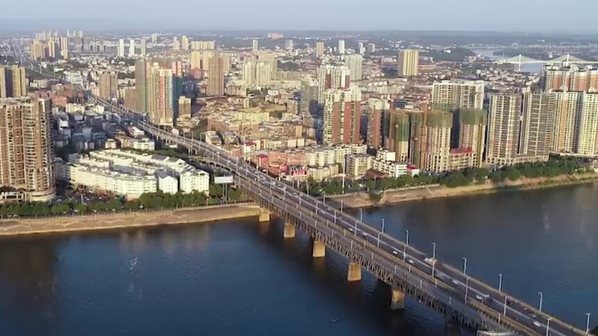 新中国成立70周年·飞阅湘江的桥|衡阳衡州大桥：打捞起抗战记忆【航拍：刘磊 周孝芳 龙敏之 彭斌】