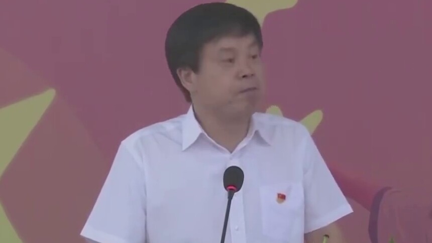 湖南师大附中校长谢永红为张艺兴点赞：艺兴，好样的！