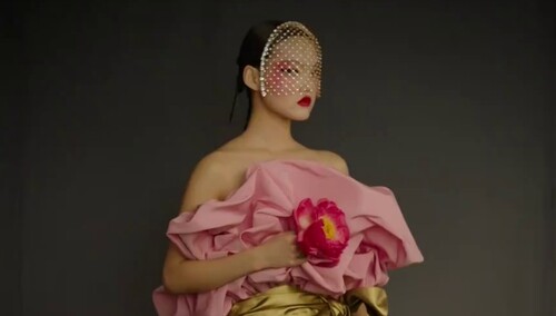 【VOGUE】杜鹃张丽娜贺聪潘浩文唐赫化身绝代佳人，婉约气质尽显