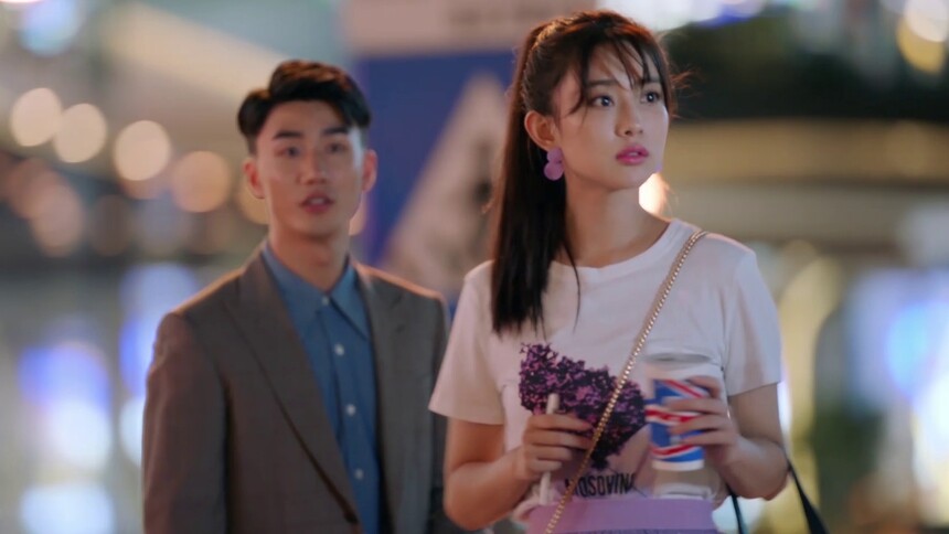 李明澈为高杨送奶茶