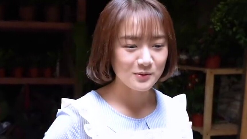 《心动的瞬间》花絮：张凌赫“忘微式”表演！凌美仕调皮吃瓜