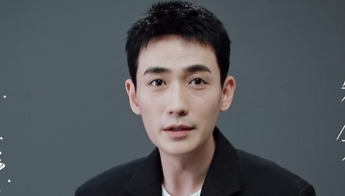 朱一龙谭松韵《致我们》 何炅刘涛不忘初心期许未来