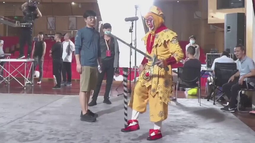 “江南美猴王”刘建杨：尊重舞台 坚持到底