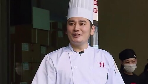 钱枫cut ：四个小时的不懈努力，钱枫自己做火锅底料