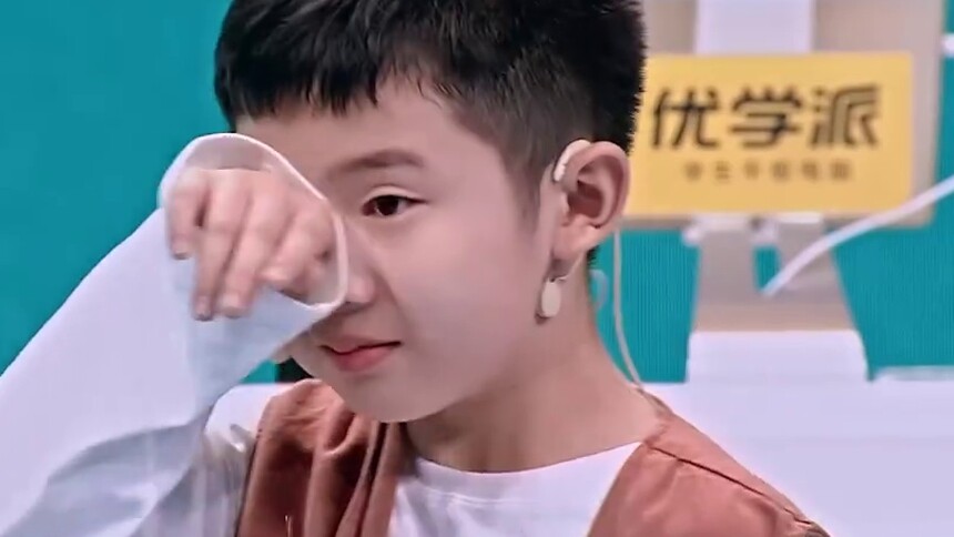 可爱又懂事！李泊廷泪洒舞台获季军！