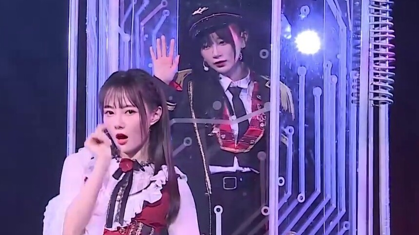 SNH48重生计划：段艺璇 马玉灵《Hold Me Tight》