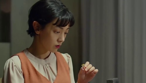勖存姿送钻戒追求喜宝